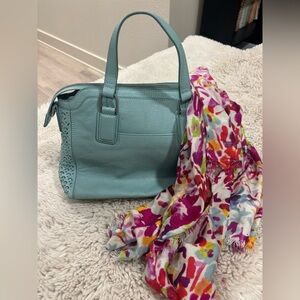 FOSSIL Leather Purse in Mint Green Two Handled Purse With Scalloped Design Sides
